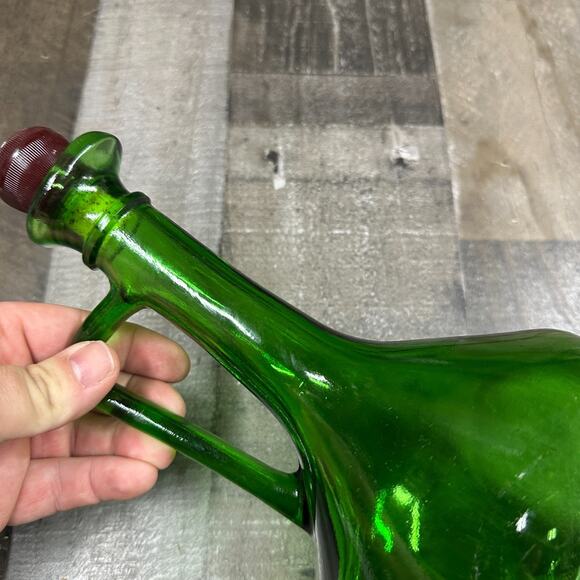 Vintage Wine Green Glass Decanter Bottle Long Neck Handle - Picture 7 of 8